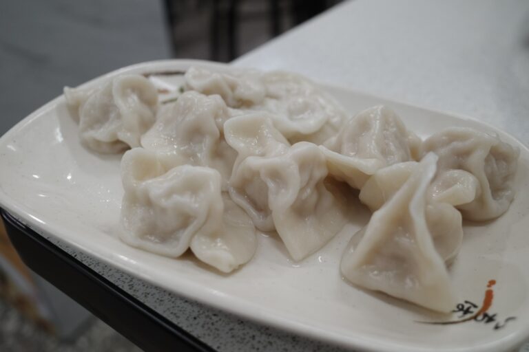 李家麵館刀削麵