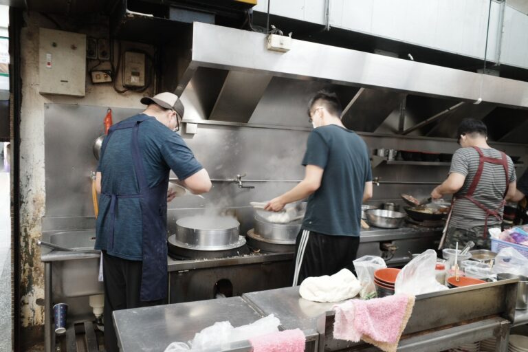 李家麵館刀削麵