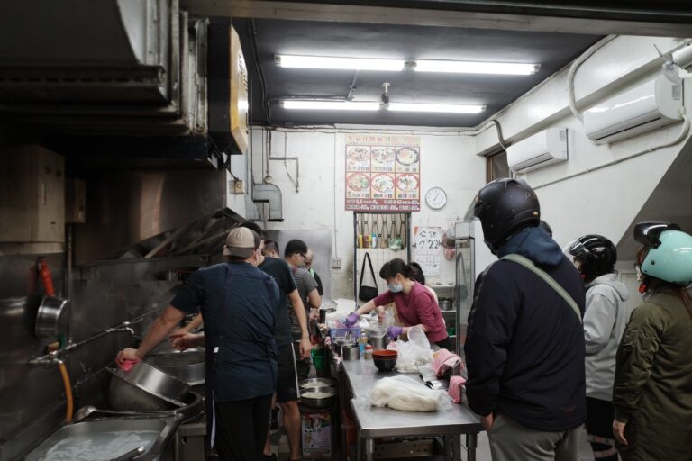 李家麵館刀削麵